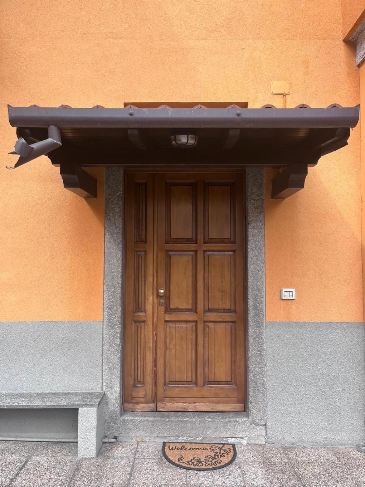 Casa Castagna Appartamento - Lecco Exterior photo